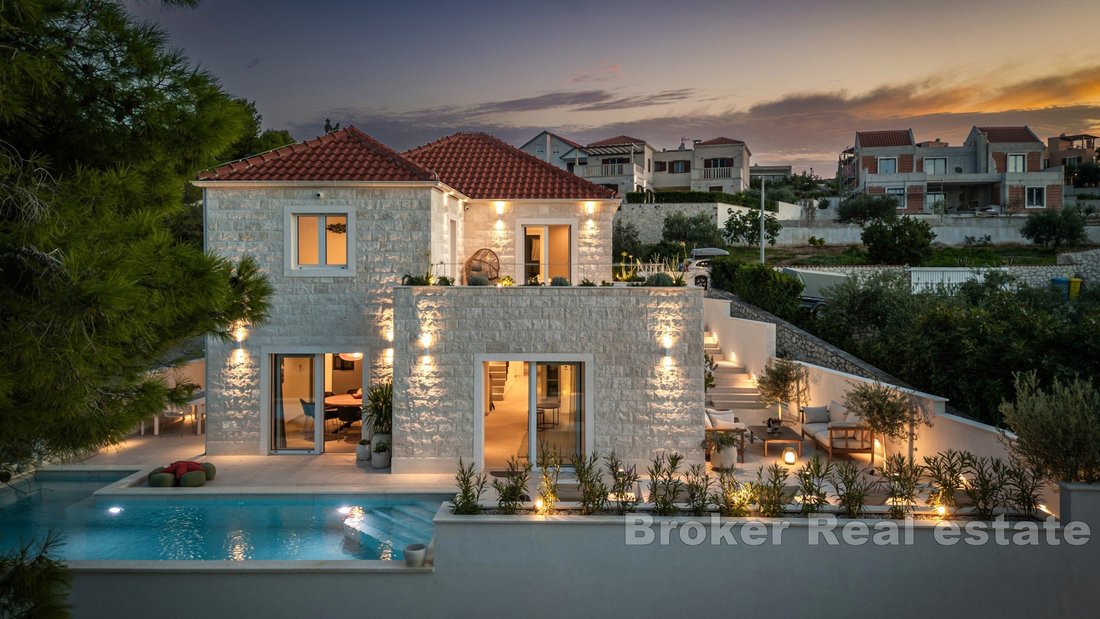 Villa in Supetar, Split-Dalmatia County, Croatia 1 - 17858612