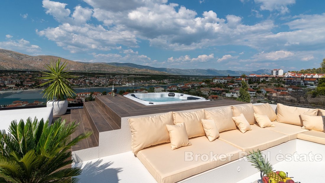 Villa à Trogir, Split-Dalmatie, Croatie 2 - 17858672