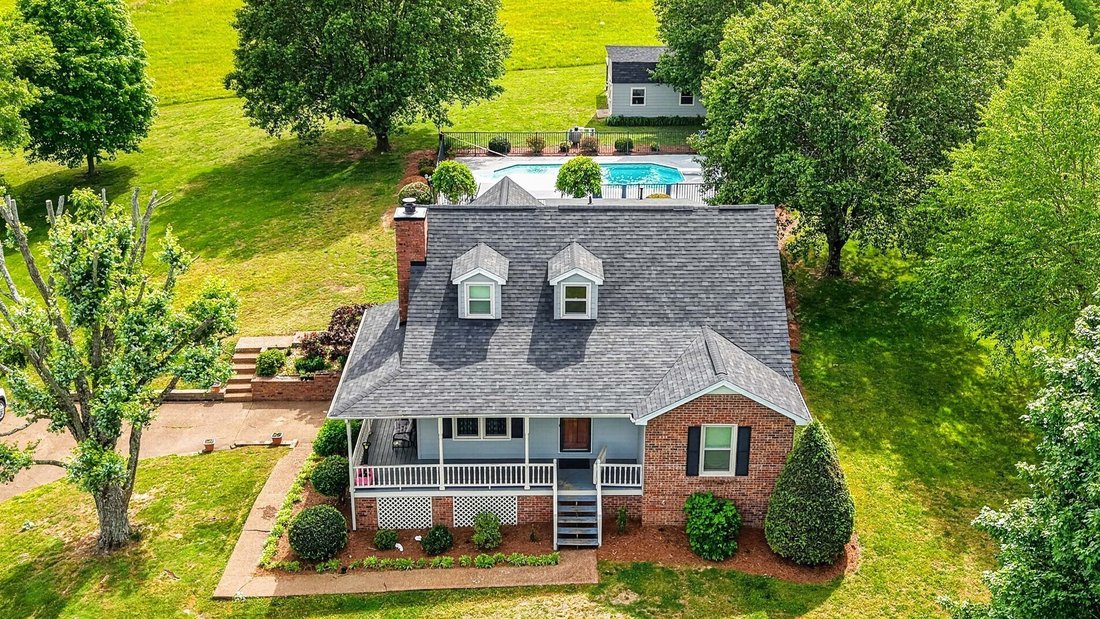 House in Greenbrier, Tennessee, United States 1 - 17344589