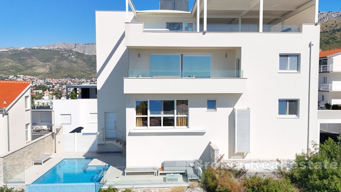 Villa in Miljevac, Split-Dalmatia County, Croatia 2 - 17858661