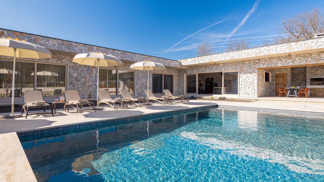 Villa in Dugopolje, Split-Dalmatia County, Croatia 4 - 17858871