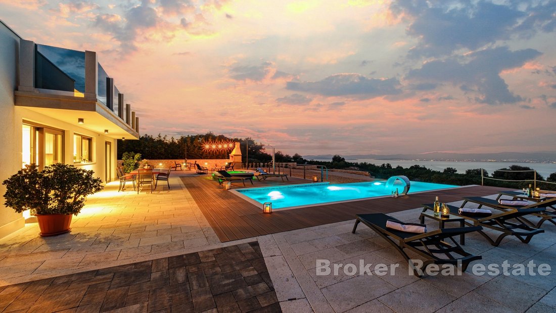 Villa in Supetar, Gespanschaft Split-Dalmatien, Kroatien 2 - 17859059