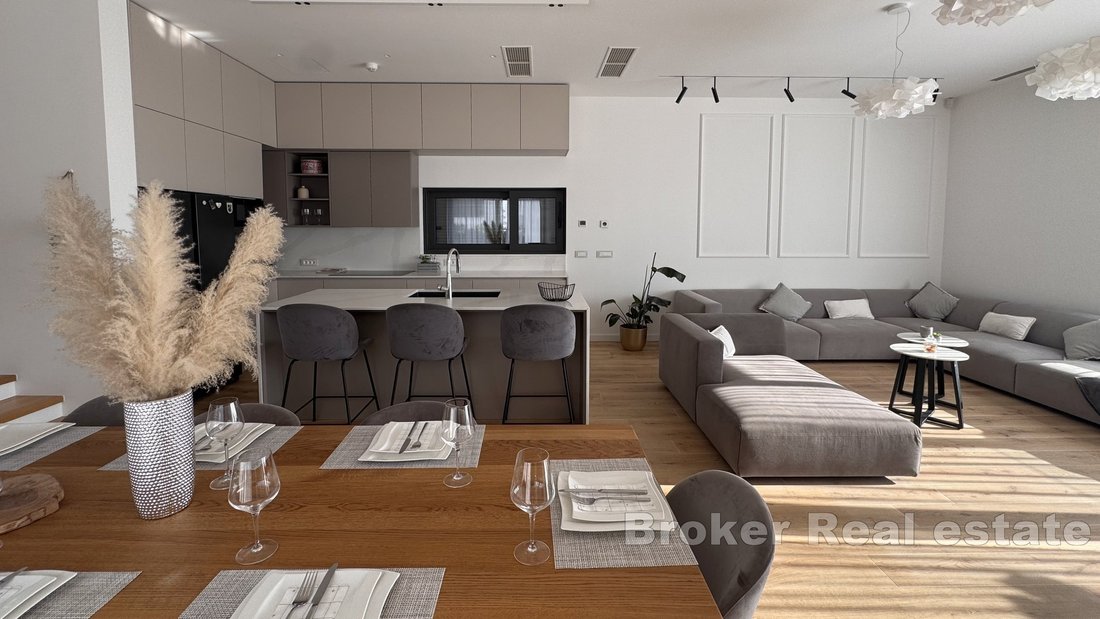 Villa in Split, Split-Dalmatia County, Croatia 3 - 17858714