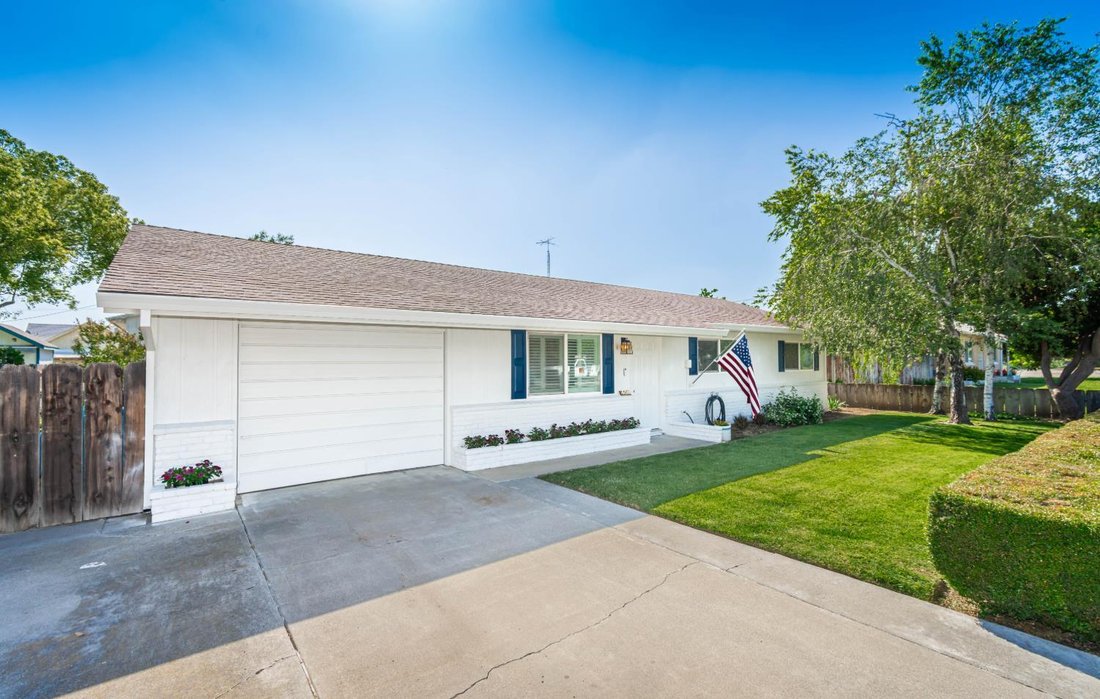 House in Dunnigan, California, United States 1 - 17858673