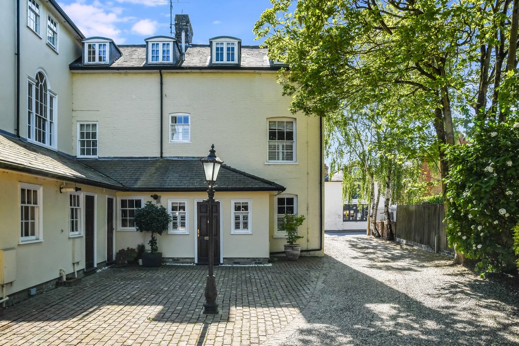 House in Great Baddow, England 3 - 17858693