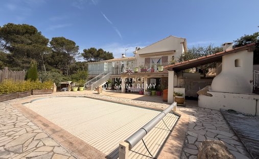 Villa in Lamanon, Provence-Alpes-Côte d'Azur, France 1