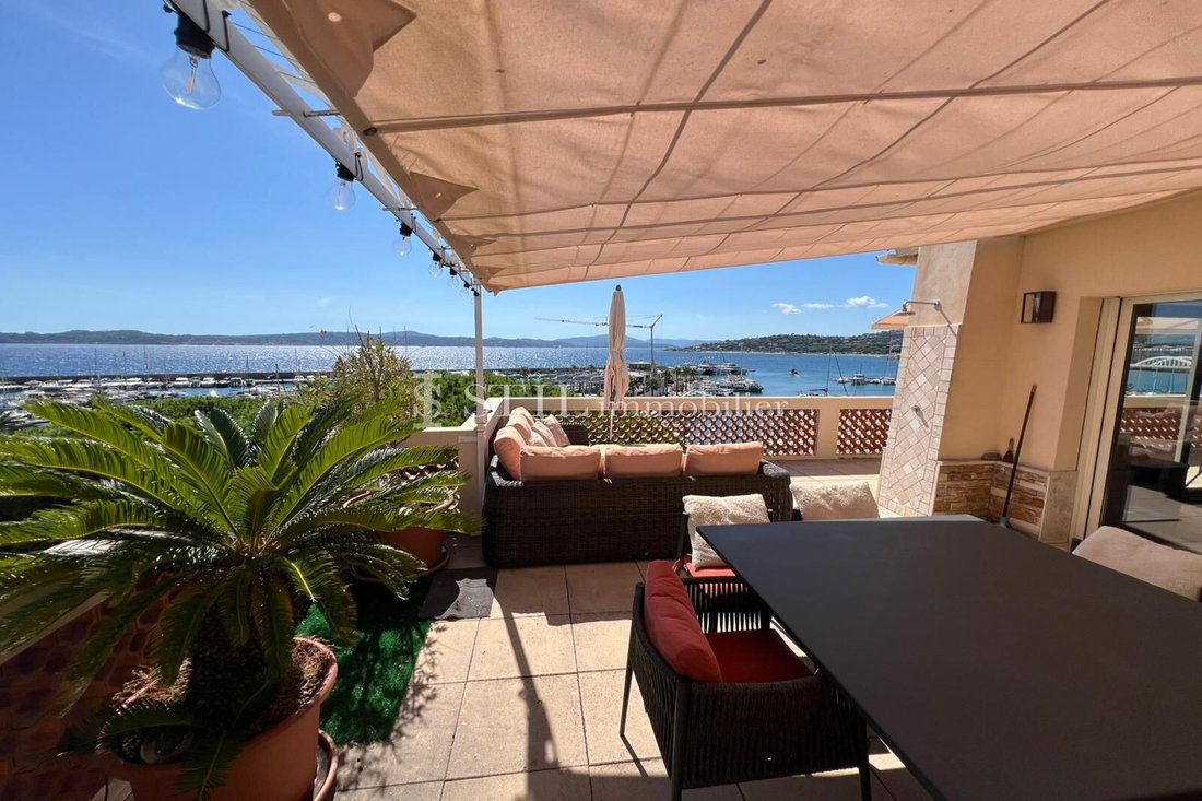 Apartment in Ville-Les Saquedes-Le Bouillonnet, Sainte-Maxime, France 1 - 17858640