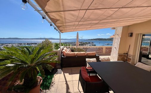 Apartment in Ville-Les Saquedes-Le Bouillonnet, Sainte-Maxime, France 1