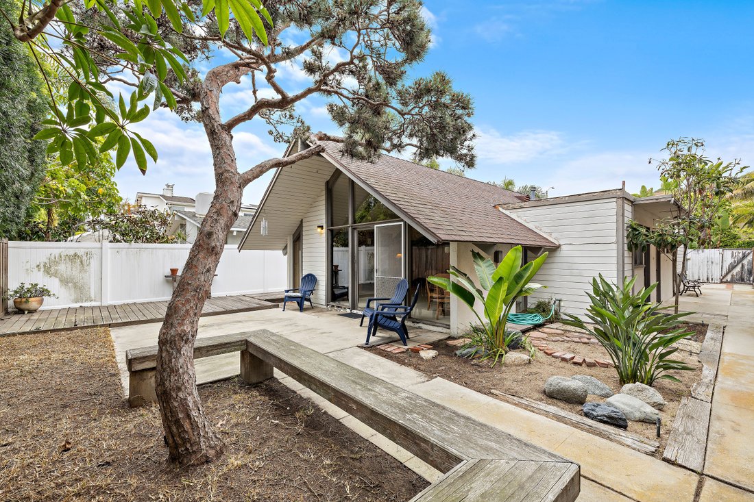 Newport Beach, California, United States 1 - 17858682