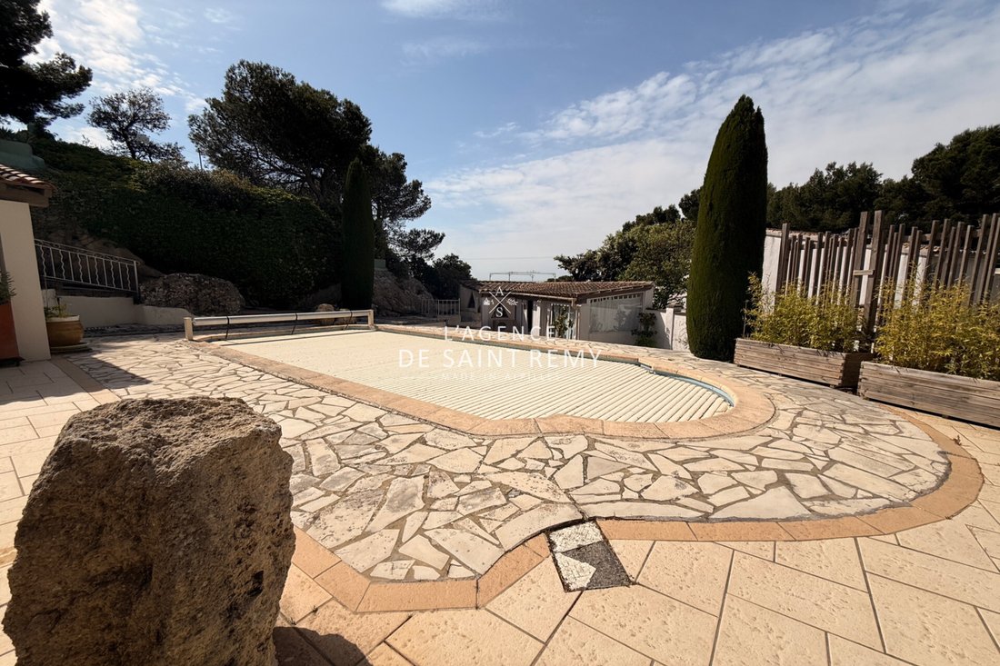 Villa in Lamanon, Provence-Alpes-Côte d'Azur, France 2 - 17858642