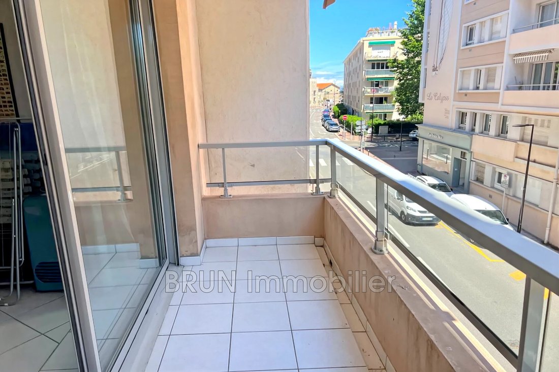 Apartment in Les Cougoulins-Rastines, Antibes, France 5 - 17858629