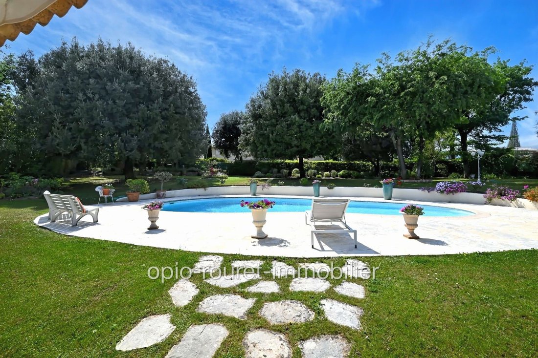 Villa in Le Rouret, Provence-Alpes-Côte d'Azur, France 3 - 17858635