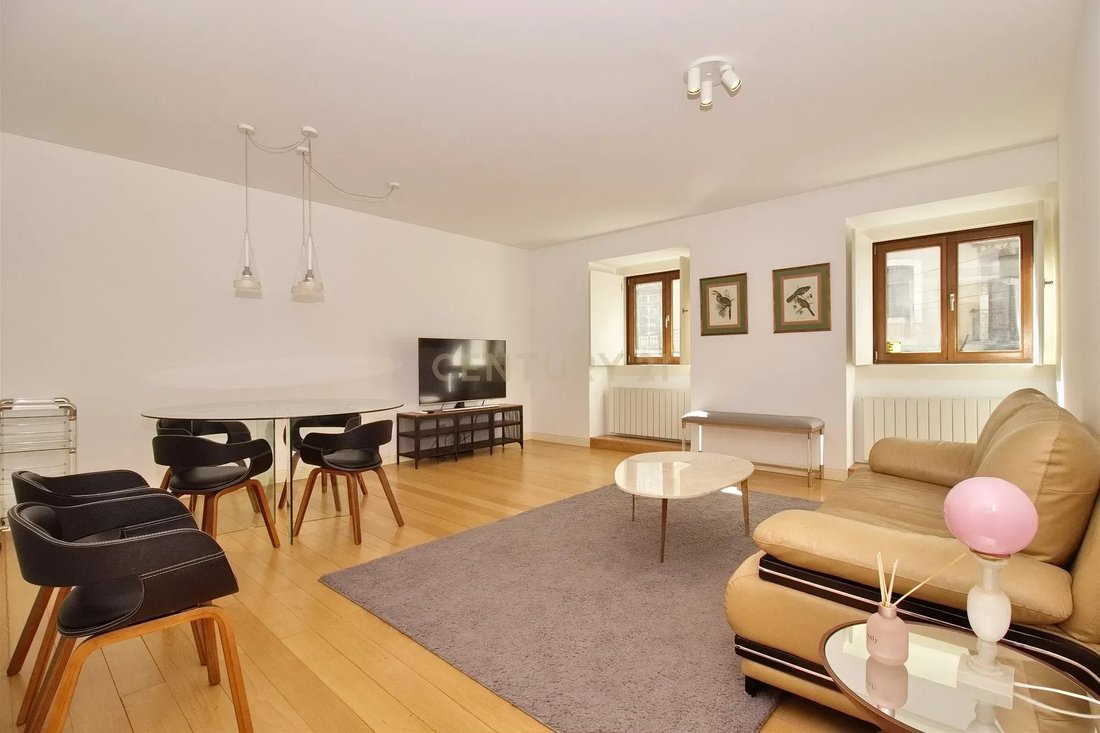 Apartment in Misericordia, Lisbon, Portugal 1 - 15298862