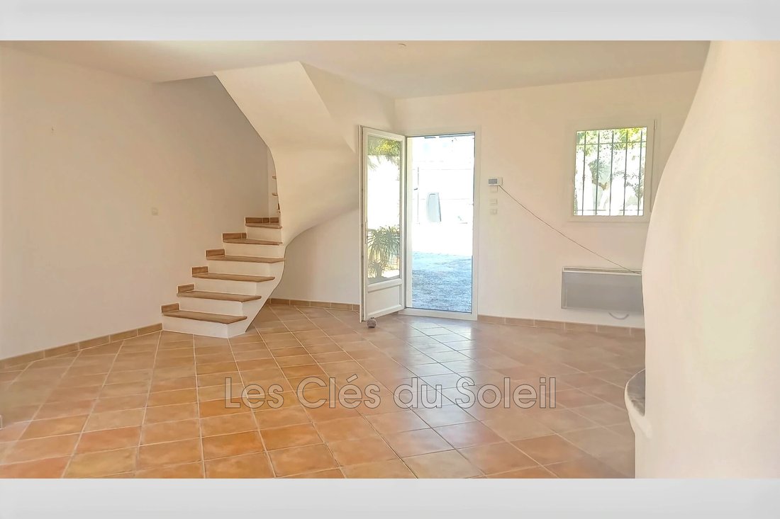 Villa in Valette Nord, La Valette-du-Var, France 4 - 17616469
