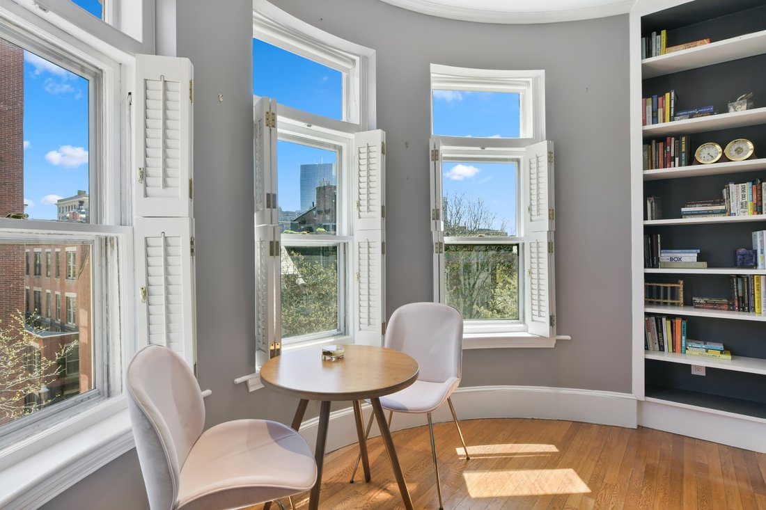 Condo in Boston, Massachusetts, United States 4 - 17859030