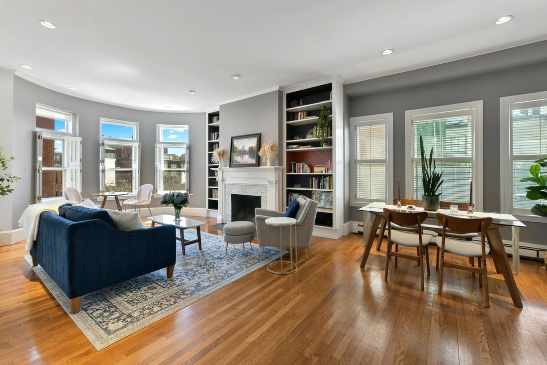 Condo in Boston, Massachusetts, United States 1 - 17859030