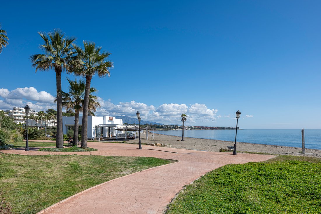 Apartment in Estepona, Andalusia, Spain 3 - 17858966