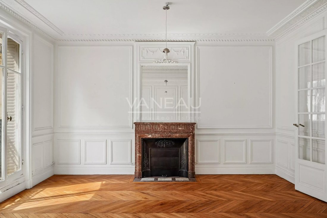 Apartment in Auteuil Sud, Paris 16e Arrondissement, Paris 4 - 17859070