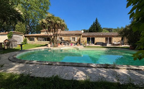 House in Lauris, Provence-Alpes-Côte d'Azur, France 1