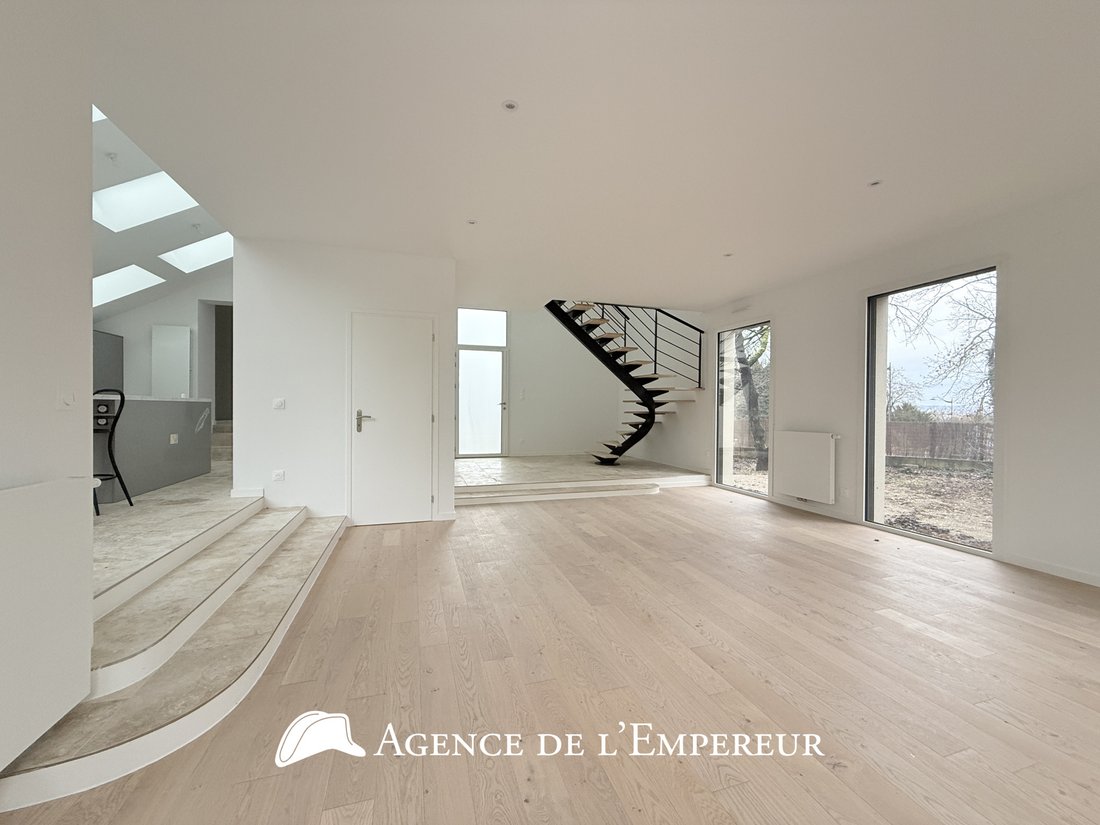 House in Centre Ville, Rueil-Malmaison, France 2 - 17858910