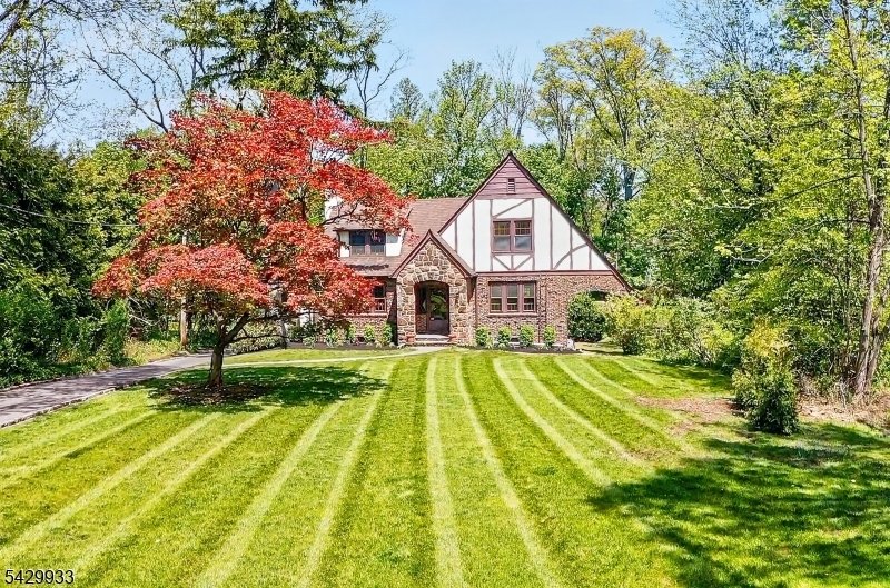 House in Millburn Twp., New Jersey, United States 3 - 17858976