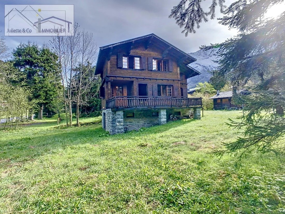 Chalet in Aveize, Auvergne-Rhône-Alpes, France 1 - 17853093