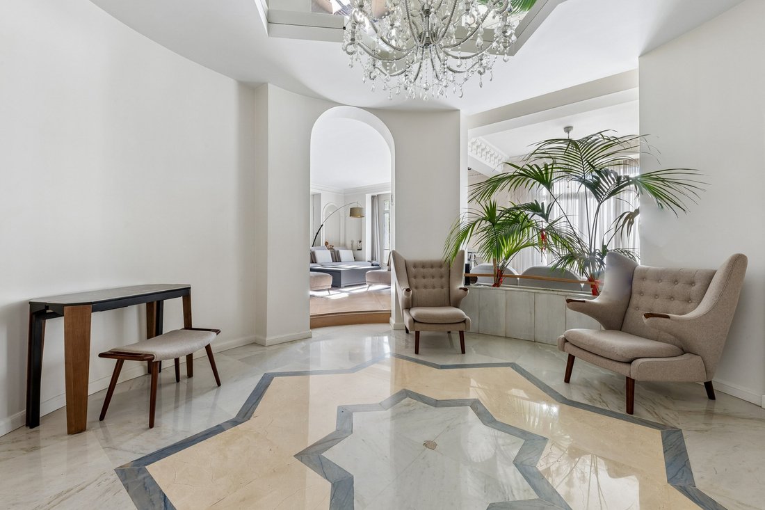 Apartment in Vaugirard-Parc des Expositions, Paris 15e Arrondissement, Paris 2 - 17859156