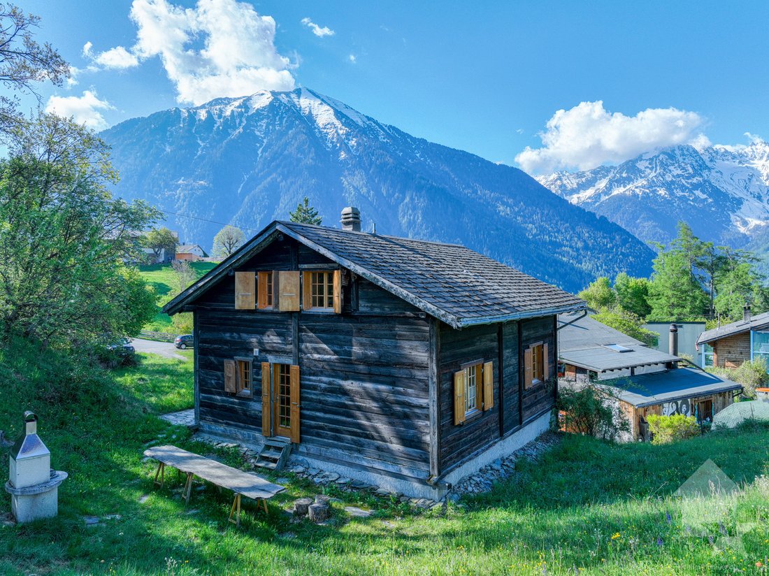 Chalet in Martigny, Wallis, Schweiz 2 - 17859111