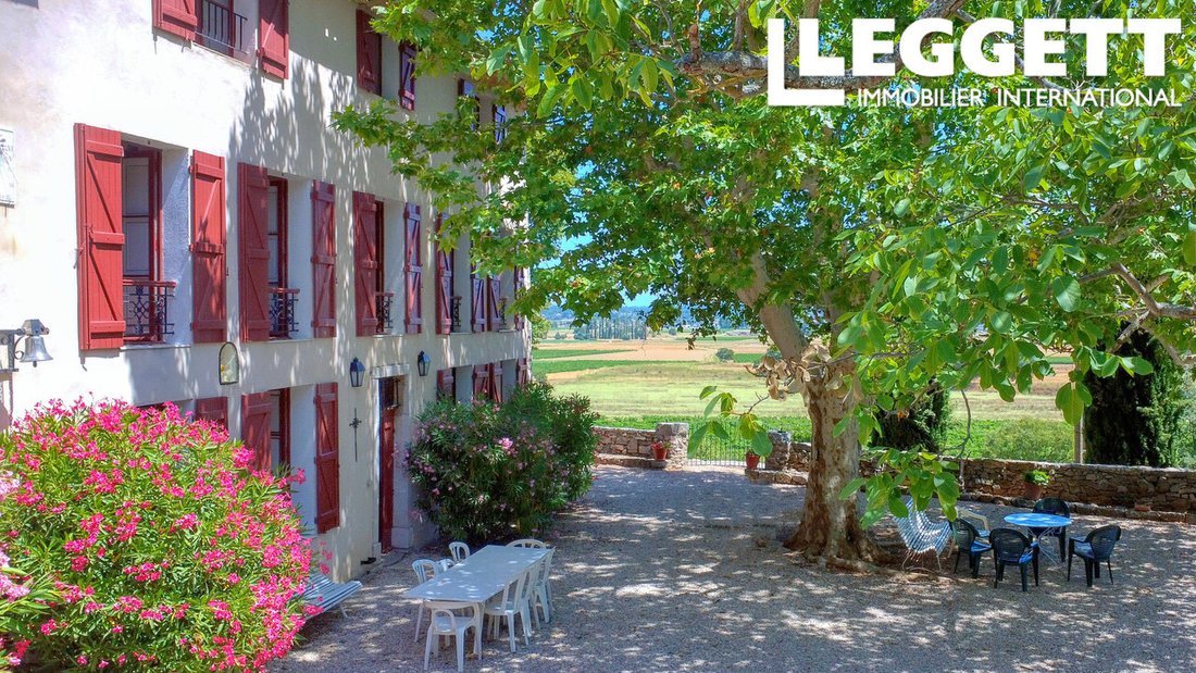 House in Centre Ville, Saint-Maximin-la-Sainte-Baume, France 5 - 17859102