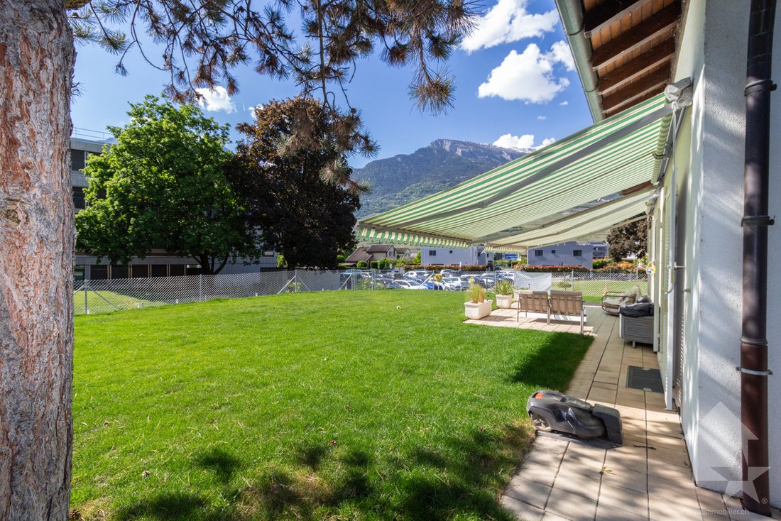 Villa in Conthey, Valais, Switzerland 2 - 17859113
