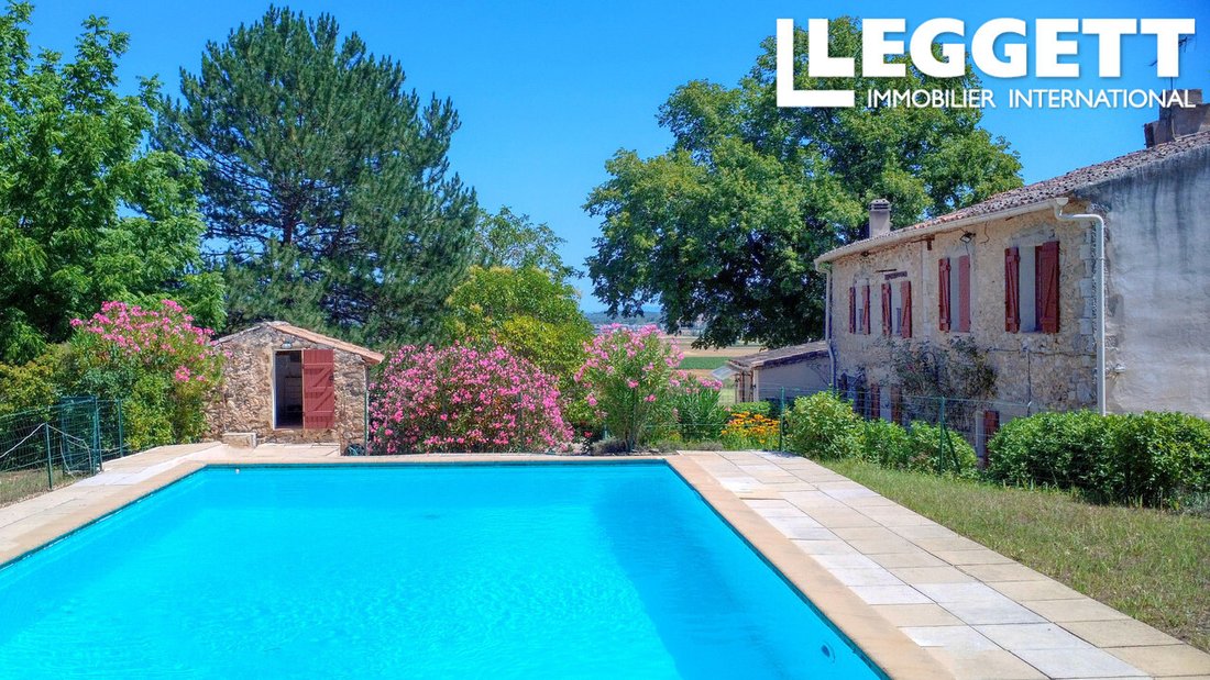 House in Centre Ville, Saint-Maximin-la-Sainte-Baume, France 2 - 17859102