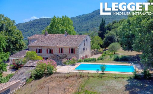 House in Centre Ville, Saint-Maximin-la-Sainte-Baume, France 1