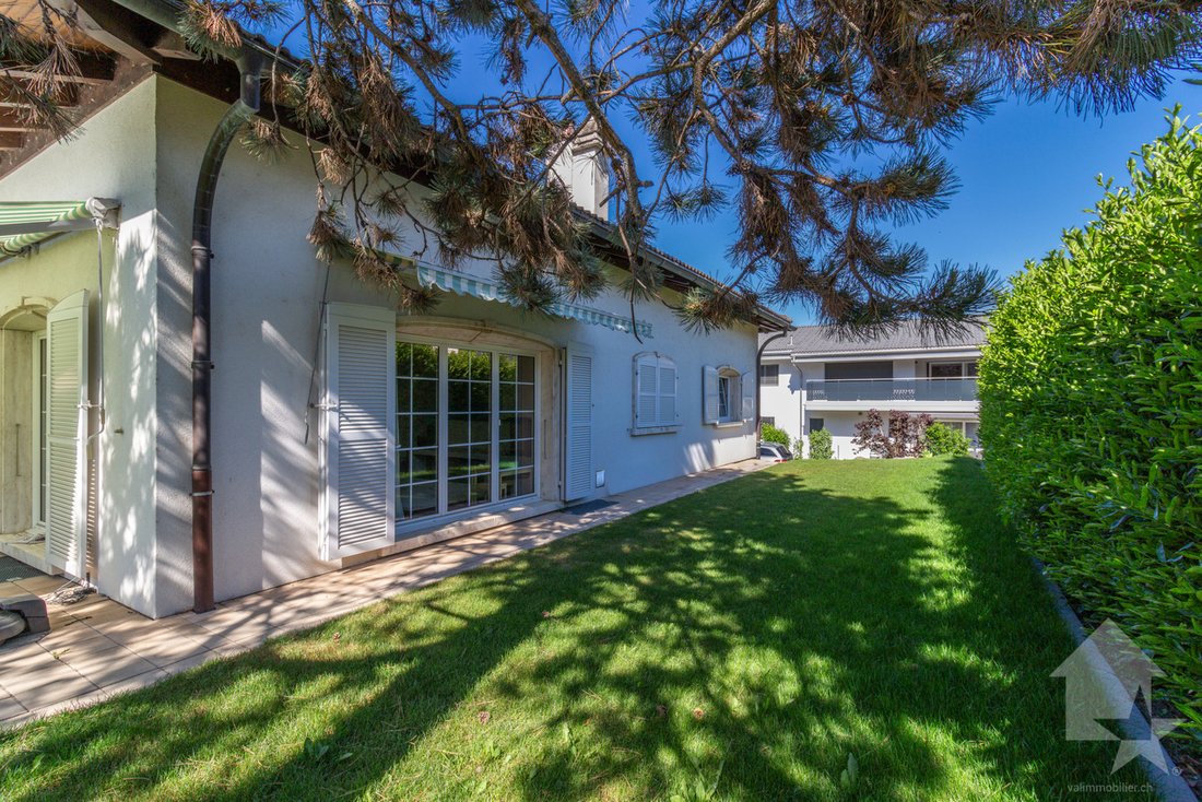 Villa in Conthey, Valais, Switzerland 4 - 17859113