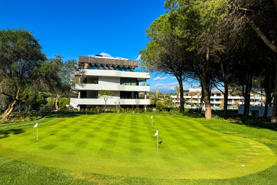 Apartment in Sotogrande, San Roque, Andalusia 1 - 17860206