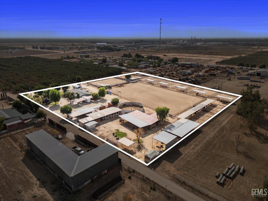 House in Shafter, California, United States 1 - 17859874