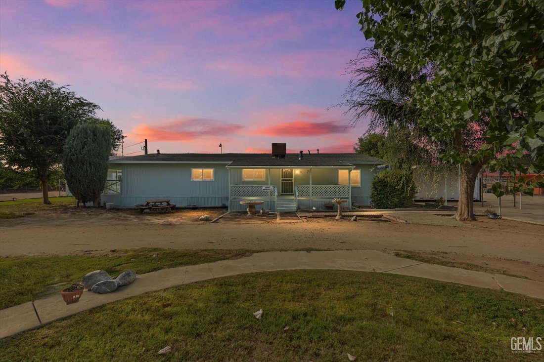 House in Shafter, California, United States 2 - 17859874