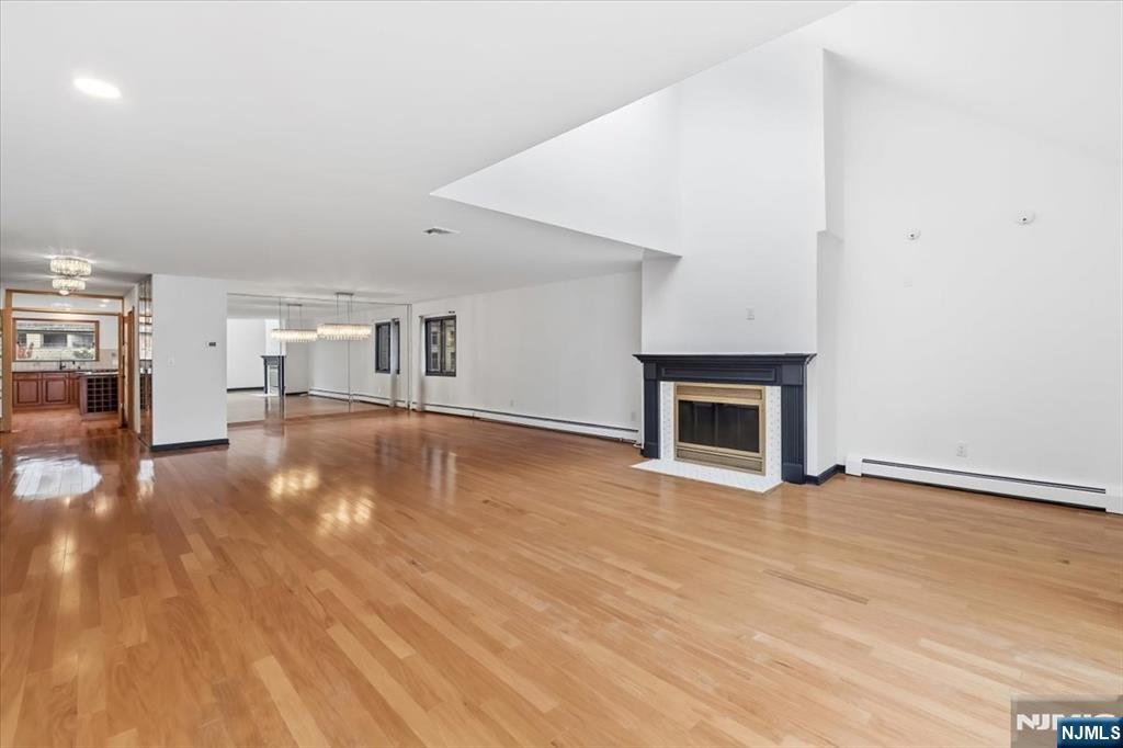 Condo in North Bergen, New Jersey, United States 5 - 17859727