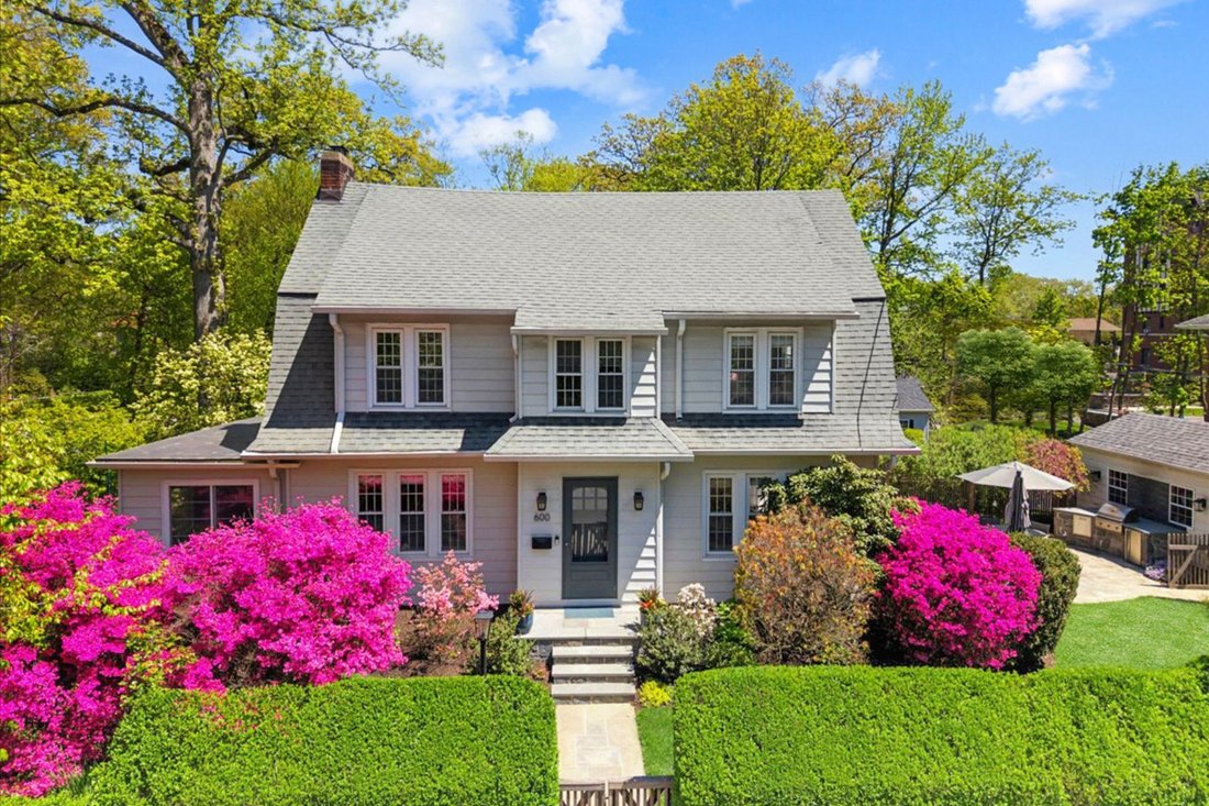 House in Village of Pelham, New York, United States 1 - 17860173