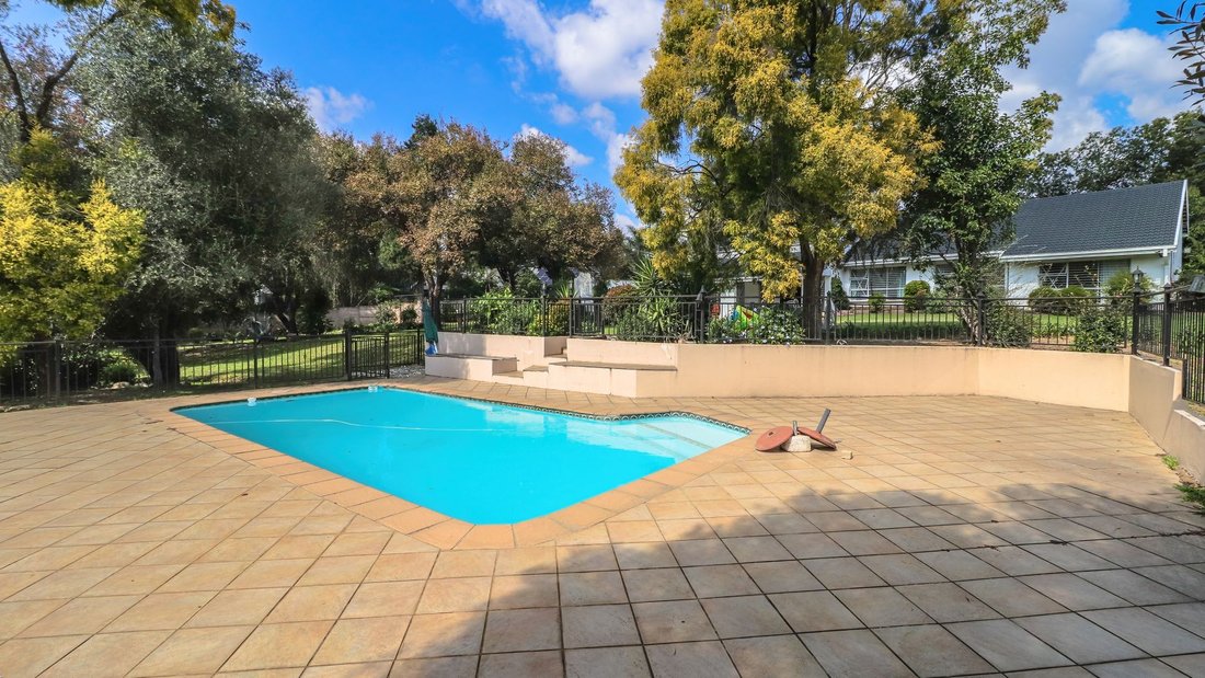 Maison à Benmore Gardens, Gauteng, Afrique du Sud 5 - 17860148