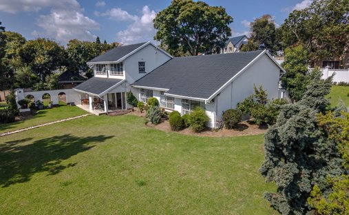 House in Bryanston, Gauteng, South Africa 1