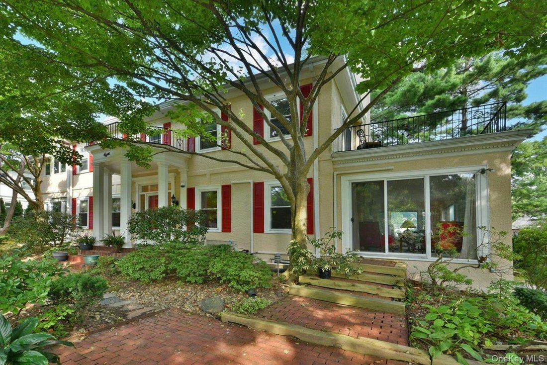 House in Great Neck, New York, United States 1 - 17859554