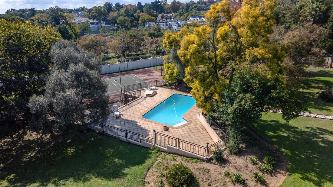 Maison à Benmore Gardens, Gauteng, Afrique du Sud 4 - 17860148
