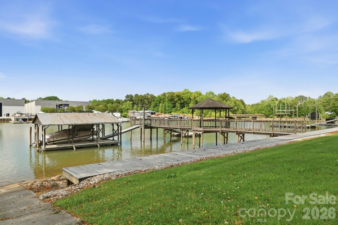 House in Troutman, North Carolina, United States 3 - 17859588