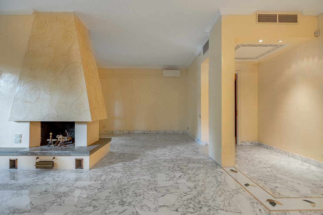Apartment in Park Zone, Monza, Lombardy 4 - 17859446