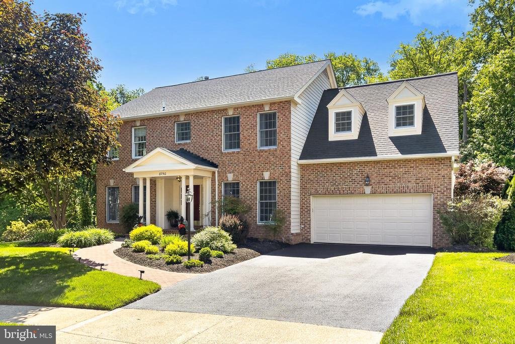 House in Oakton, Virginia, United States 1 - 17859648