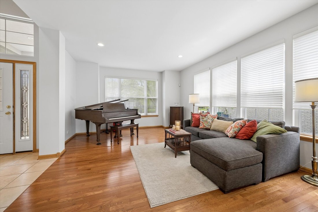 House in Vernon Hills, Illinois, United States 5 - 17859448