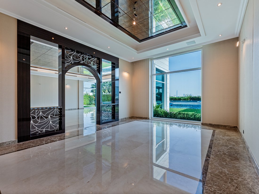 Villa in Emirates Hills, Dubai, United Arab Emirates 5 - 17859412
