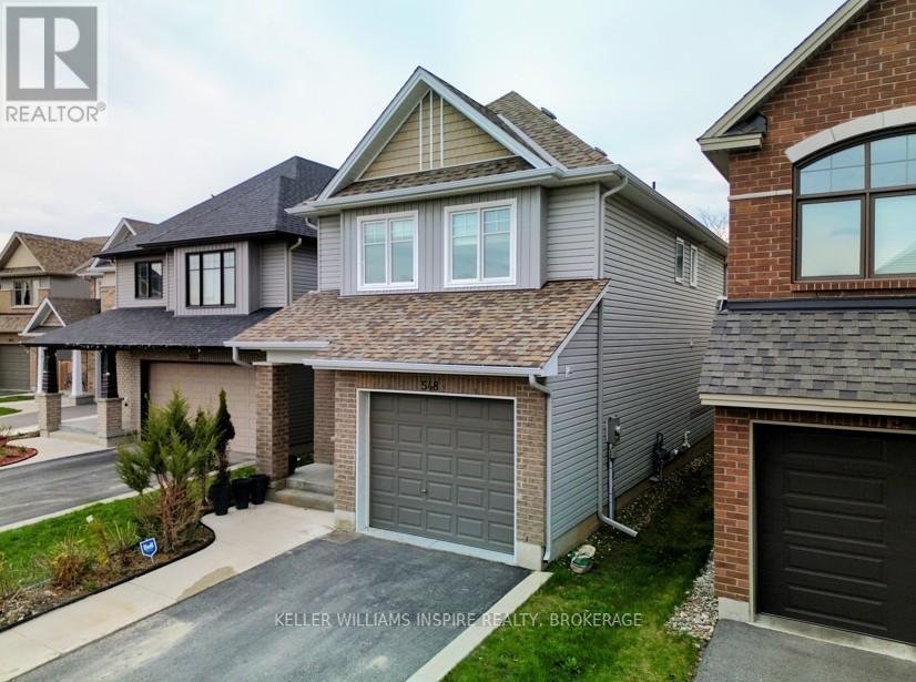House in Kingston, Ontario, Canada 2 - 17859891