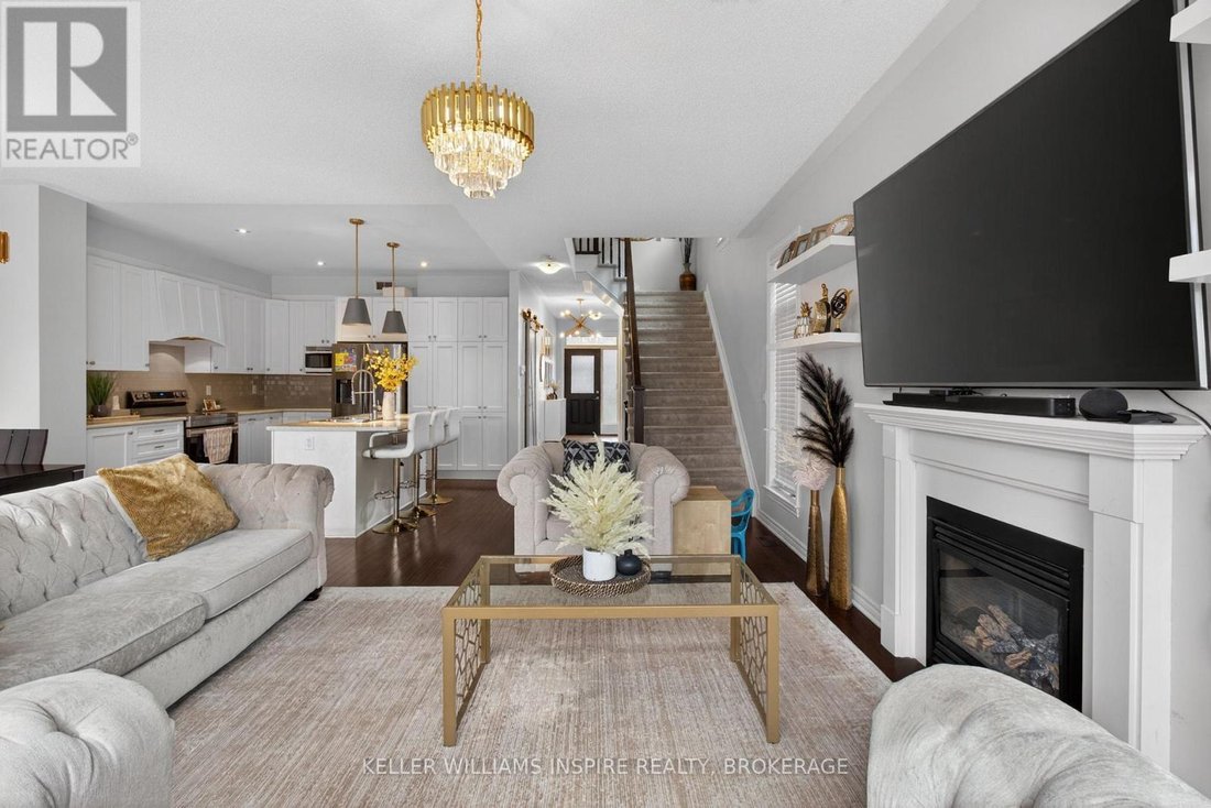 House in Kingston, Ontario, Canada 5 - 17859891