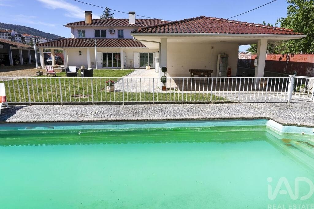 Townhouse in Lousa e Vilarinho, Coimbra District, Portugal 5 - 17859971